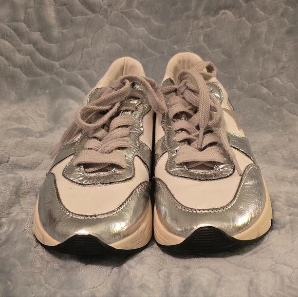 Miim Silver & White Women's Sneakers, Size 7.5 - Picture 5 of 8